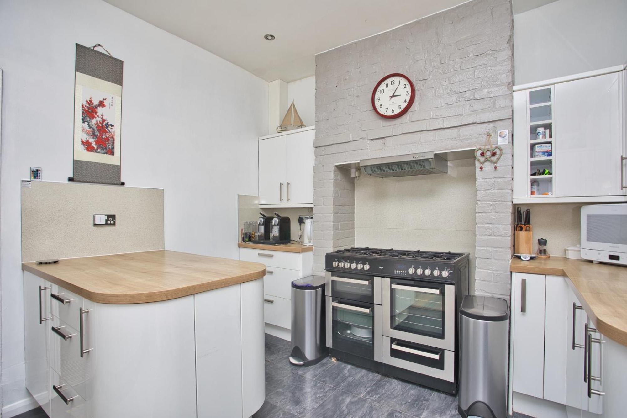 Spacious Seaside Escape In The Heart Of Deal, 4 Mins From The Beach 외부 사진